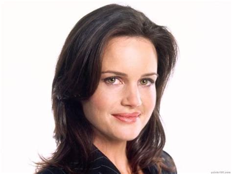 Carla Gugino Is Such A Beautiful Woman Artistic Intelligent And A