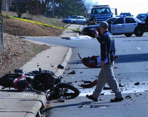 Video Motorcyclist Killed In Wreck After Chase The Arkansas Democrat Gazette Arkansas Best