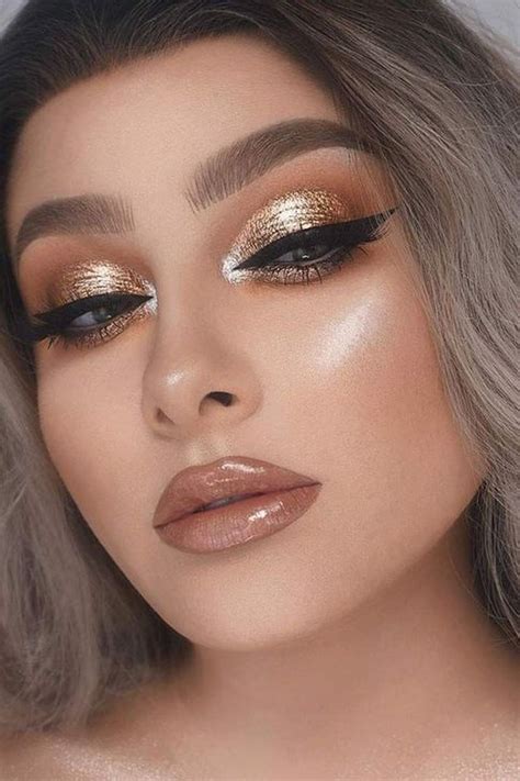 35 Wunderschöne Smokey Eyeshadow Make Up Ideen Für Frauen Gold Makeup