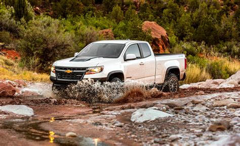 2017 Chevrolet Colorado Zr2 First Drive Review Car And Driver
