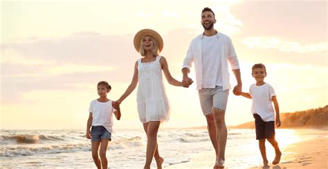 Vacaciones Y Aire Libre Cómo Proteger A Toda La Familia Del Sol