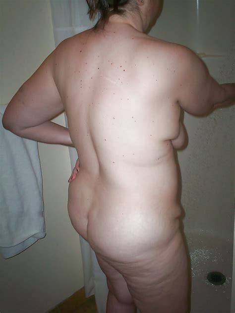 Slut Wife Brenda Wilcox Naked In The Shower 7 Pics Xhamster