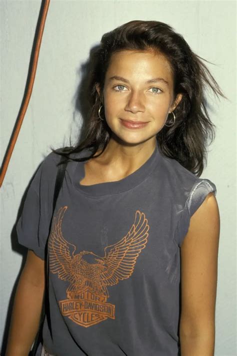 Justine Bateman Is The Actor And Face Author The Most Rebellious Woman In Hollywood In 2022