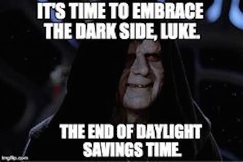 7 Daylight Saving Time Memes To Capture Your Conflicting Feelings About