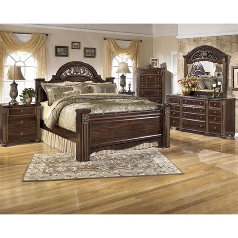 Ashley Gabriela 6 Piece Wood King Panel Bedroom Set In Brown B347 31