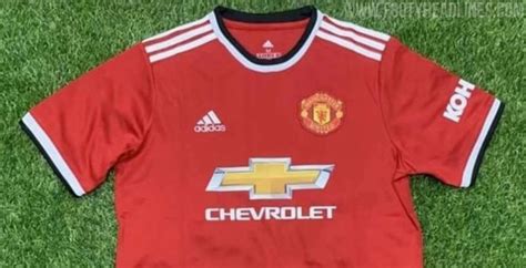 The 2021/22 season is already starting to creep up. Prediccion de la Camiseta de Local del Manchester United ...