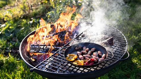 How To Cook On A Fire Pit 6 Top Tips Gardeningetc