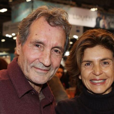 How tall and how much weigh anne nivat? Comment Jean-Jacques Bourdin a rencontré sa future épouse ...