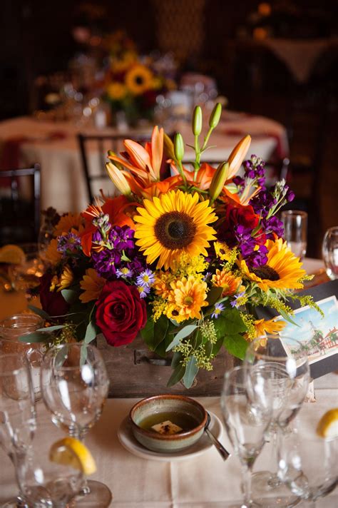 Sunflower Centerpiece | Sunflower centerpieces, Sunflower arrangements, Table arrangements wedding