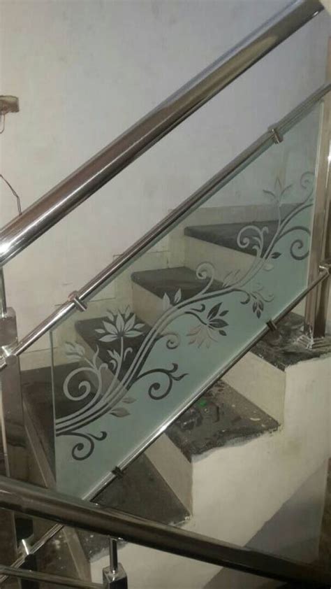 20 Staircase Glass Etching Designs
