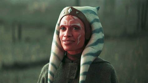 The Mandalorians Rosario Dawson Has A Surprising Connection To Star Wars