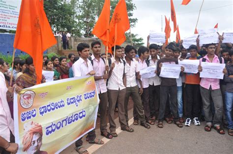Mangalore Today Latest Main News Of Mangalore Udupi Page Abvp Protests Against Professional