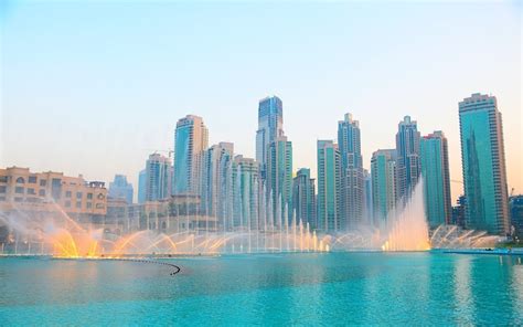 Dubai Fountain Show The Incredible Dancing Fountain In Dubai