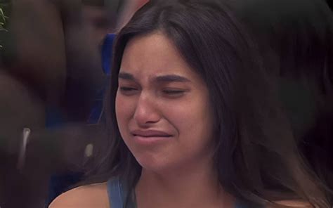 Vanessa Lopes chora ao ver figurino de ª festa do BBB Pegaram pesado Notícias da TV