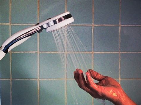 3 weird reasons you should not take long showers body hacking