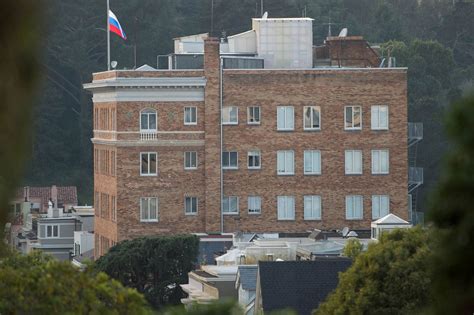 In Retaliation U S Orders Russia To Close Consulate In San Francisco The New York Times
