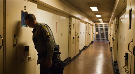 California Grapples With Courts On Prison Overcrowding The New York Times