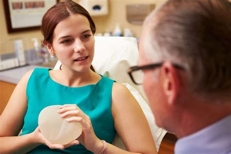 Breast Implants What You Need To Know About Surgery All The Risks