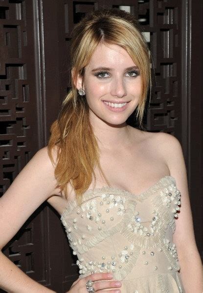 How To Make Your Ponytail Not Boring Anymore Courtesy Of Emma Roberts
