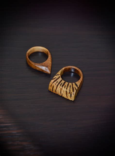 деревянное кольцо. wood decorations. wooden ornaments. wooden ring | Wooden rings, Wooden ...