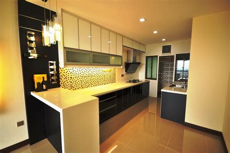 Your home kitchen cabinet design can make or break your kitchen space. Kitchen Cabinet Malaysia | A Kitchen Cabinet Designer ...