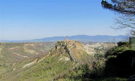 Italys Civita Di Bagnoregio Jewel On The Hill