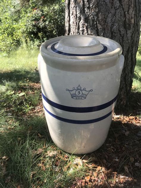 Vintage 3 Gallon Robinson Ransbottom Blue Stripe Crown Butter Churn Crock Pottery With Lid For