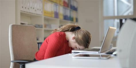 4 Effective Ways To Stop Being Extremely Tired All The Time