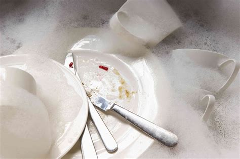 Should You Be Soaking Your Dishes? Here's How to Do It the Right Way