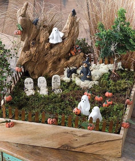 Incredible Miniature Fairy Gardens To Inspire You19 Halloween Fairy