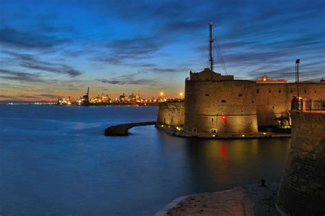Taranto, puglia, italy, europe geographical coordinates: TARANTO CAPITALE DELL'ACCOGLIENZA MULTICULTURALE - Box ...