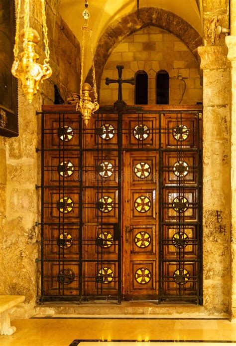 Jerusalem Israel April 2 2018 Inside The Church Of The Holy