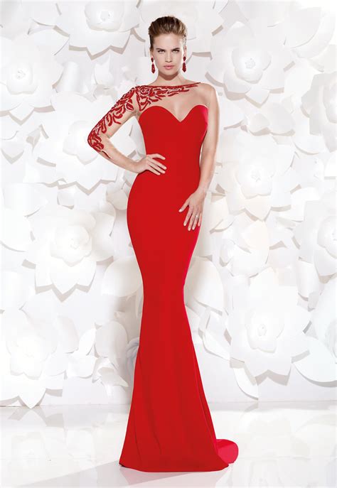 Evening Dresses By Turkish Designer Tarik Ediz Fashionsy Com