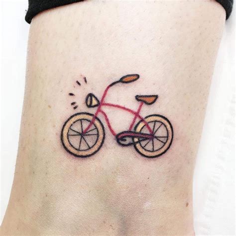 17 Bike Tattoos Youll Love En 2020 Tatuajes Ciclismo