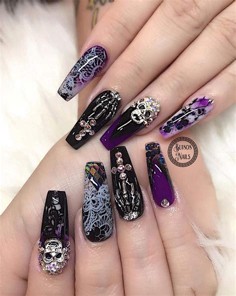 Pin By Cutcolorncurldani On Claws Creative Nail Designs Edgy Nails