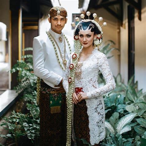 Contoh foto prewedding adat jawa inspirasi pernikahan via movilaz.com. Blogspot Foto Prawedding Jawa - Foto prewedding irish ...