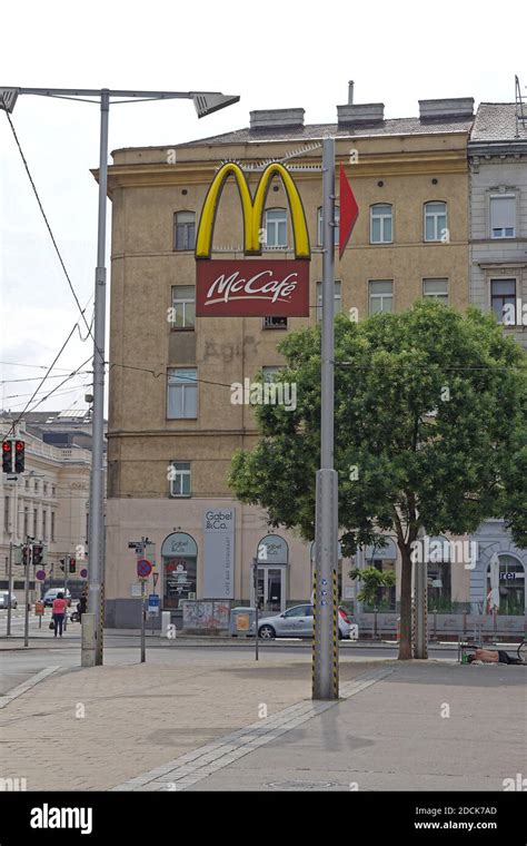 Mcdonalds Wien Hi Res Stock Photography And Images Alamy