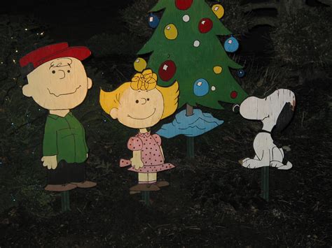 Peanuts Christmas Yard Decorations