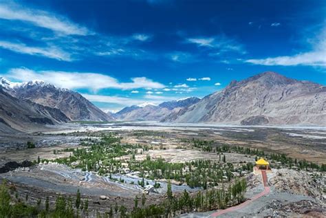 How To Reach Nubra Valley In Ladakh Best Ways To Reach Kashmirs