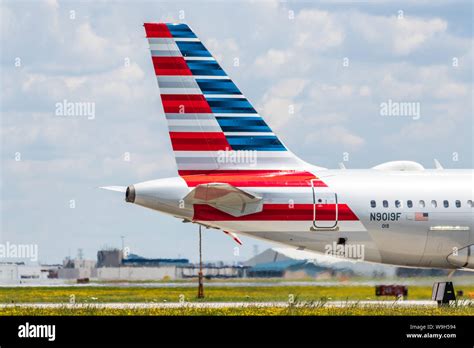 American Airlines Logo Hi Res Stock Photography And Images Alamy