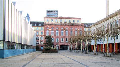 This acknowledgement is made once per term by clicking on an agree button after the agreement is presented in the registration process. Campus Bockenheim - Wikipedia