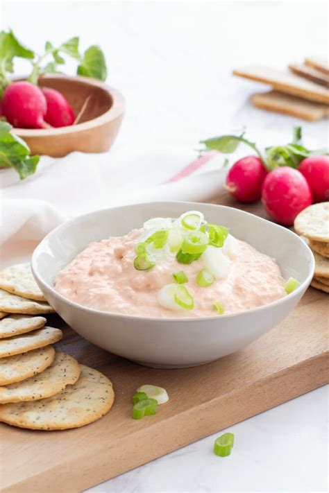 Then add the eggs one by one, combining with a spatula. Tin Salmon Mousse Recipe : Salmon Mousse Fish Mould / To make the mousse, put the prawns, cream ...