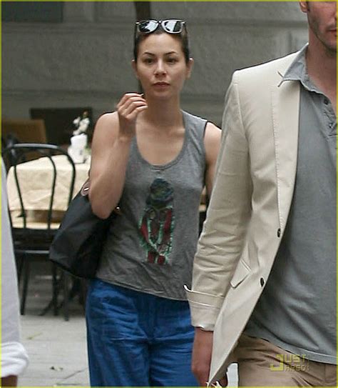 Keanu Reeves I Love Me Some China Chow Photo 1208331 Pictures Just Jared