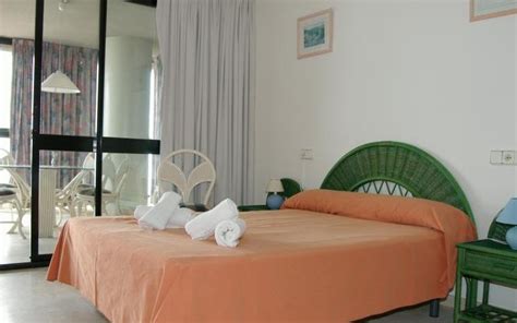 El establecimiento los apartamentos turísticos los gemelos 1 ofrece un alojamiento independiente con vistas al mar en benidorm, junto a la playa de levante y a 40 minutos en coche. Apartamento Santa Margarita Apartments, Benidorm (Alicante) - Atrapalo.com