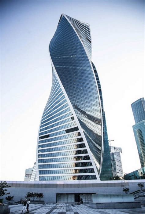 Top 11 Most Amazing Skyscrapers In The World