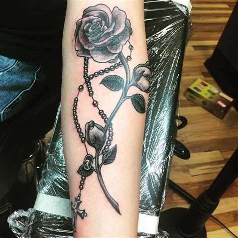 Christian Tattoo Ideas for Women for Those Look for Religious Symbol