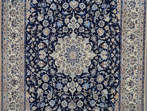 Fine Nain Wool And Silk Vintage 6l Persian Rug Ref 8 280x175cm