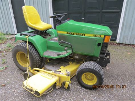 2000 John Deere Lawn Tractor 445 60 Mowing Deck Hibid
