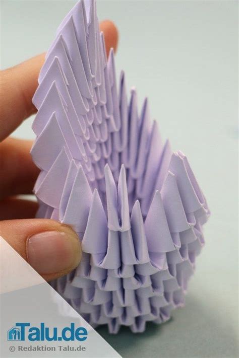 Mandala narval es buen obsequio para desear amor, equilibrio y paz a tu familia, amigos, novio(a). Tangrami Anleitung - 3D Origami Schwan falten | 3d origami schwan, 3d origami, Origami