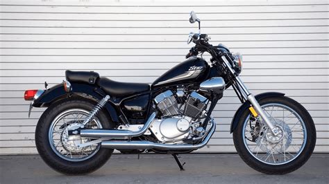 Cruisers have wide seats to support you in an upright riding position. Starter: 12 Best Beginner Motorcycles to Buy as Your First ...